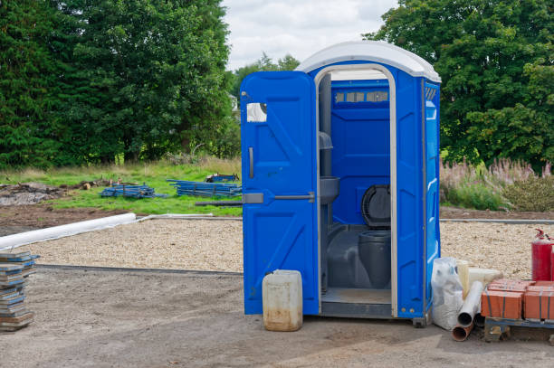 Best Standard Portable Toilet Rental  in Aliquip, PA